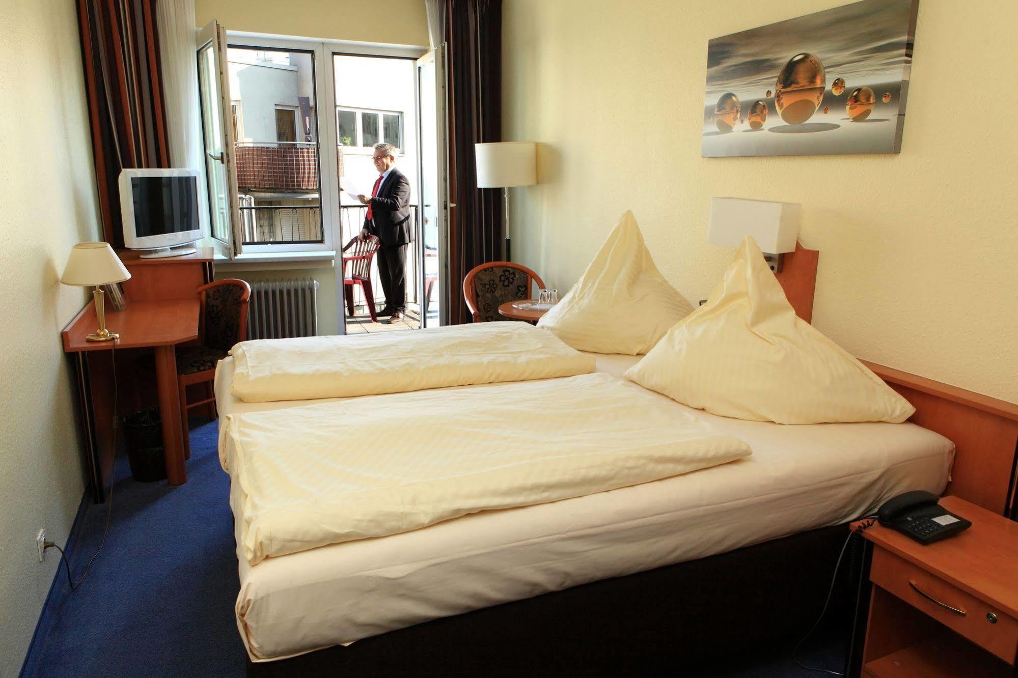 Hotel Boulevard Cologne Exterior photo